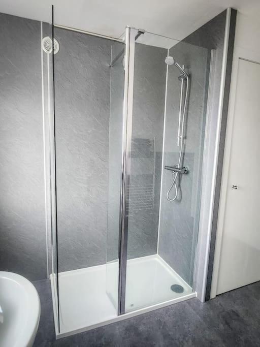 Central 2-Bedroom Bunglow With Double Sofa Bed Carnoustie Bagian luar foto