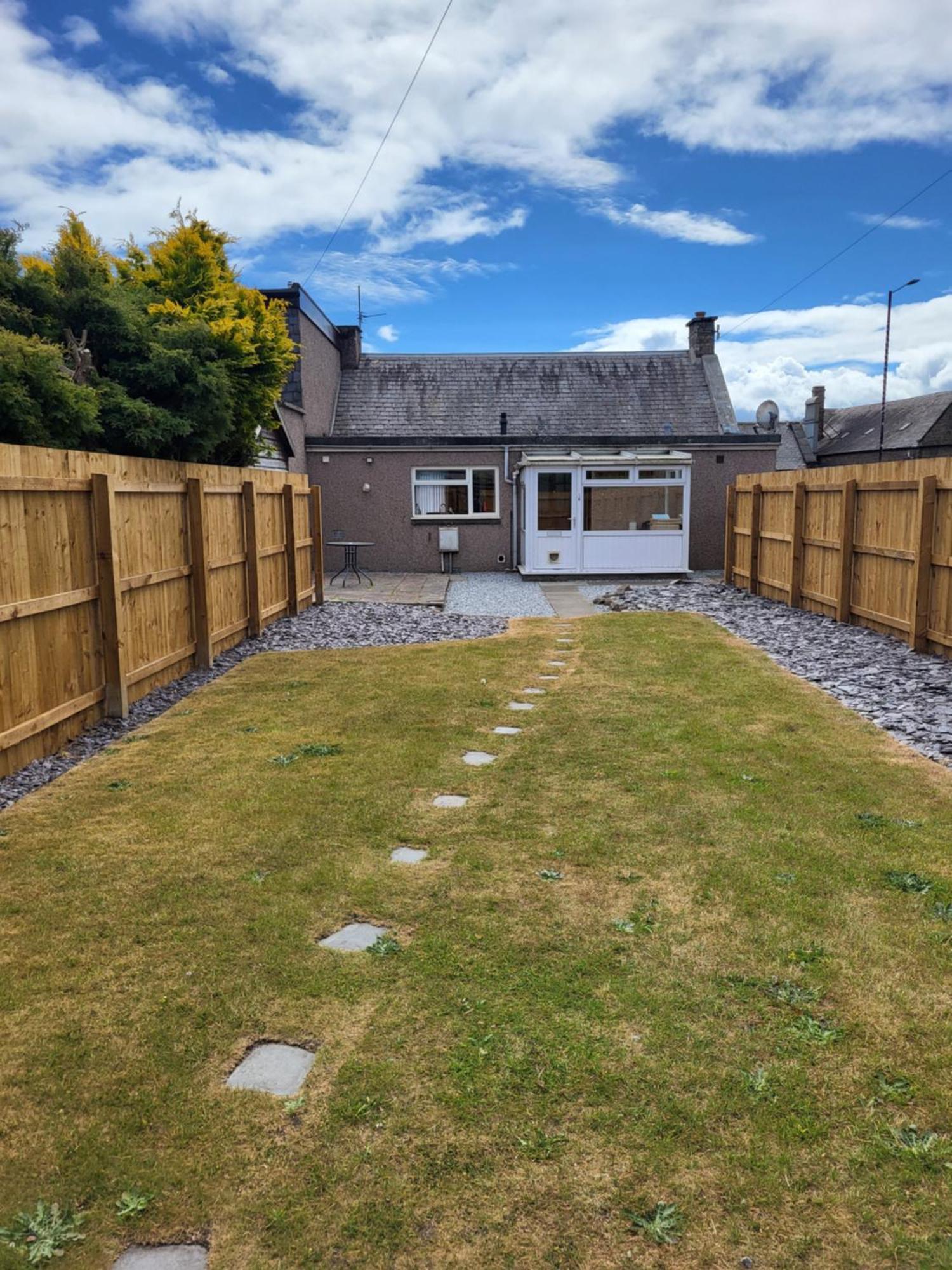 Central 2-Bedroom Bunglow With Double Sofa Bed Carnoustie Bagian luar foto